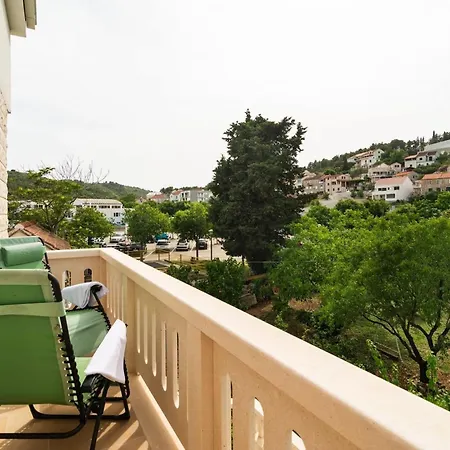 Elegant With Balcony Daire *